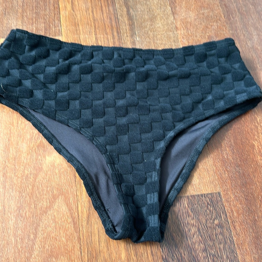 Seea nigh check swim bottoms